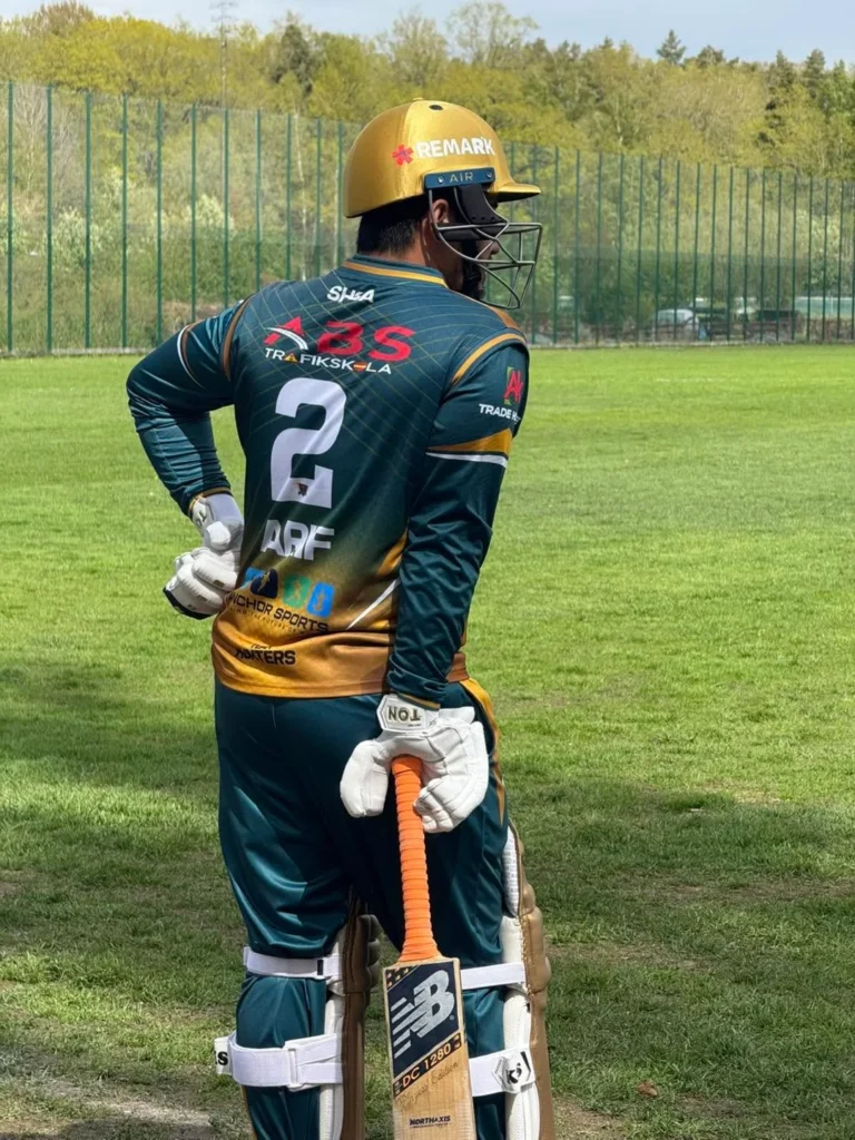 Stockholm Hunters batter padded up and waiting to bat